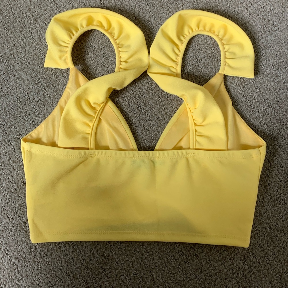 Crop top - Picture 2 of 3